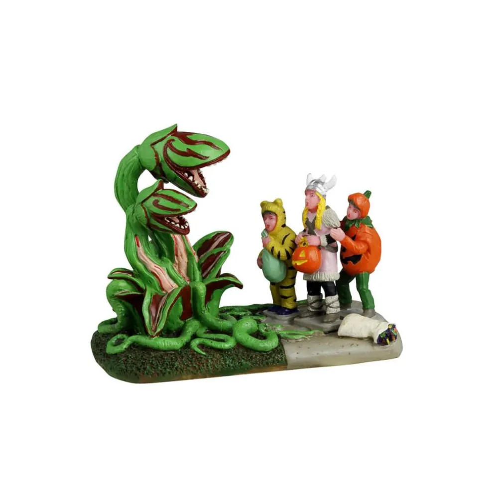 Lemax Terrified Trick-Or-Treaters Table Accents #43701