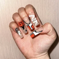 Love Scratch - Whimsical Cartoon Press-On Nails for Salon-Quality Manicure - 10 Piece
