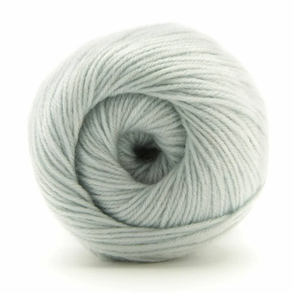 Luxe Merino™ Solid Yarn by Loops & Threads®