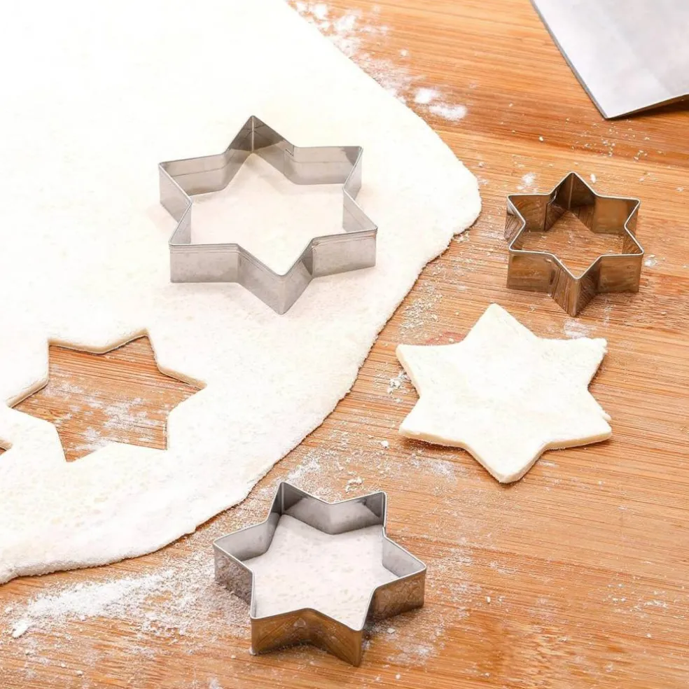 Metal Cookie Cutter Set 108 Piece