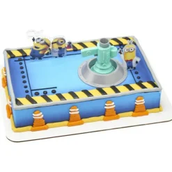 Minions Fart Bubble Blaster Cake Topper, 4 Piece Decoration Set With Working Bubble Wand, Stand, & Kevin, Bob, & Stuart Cake Kit