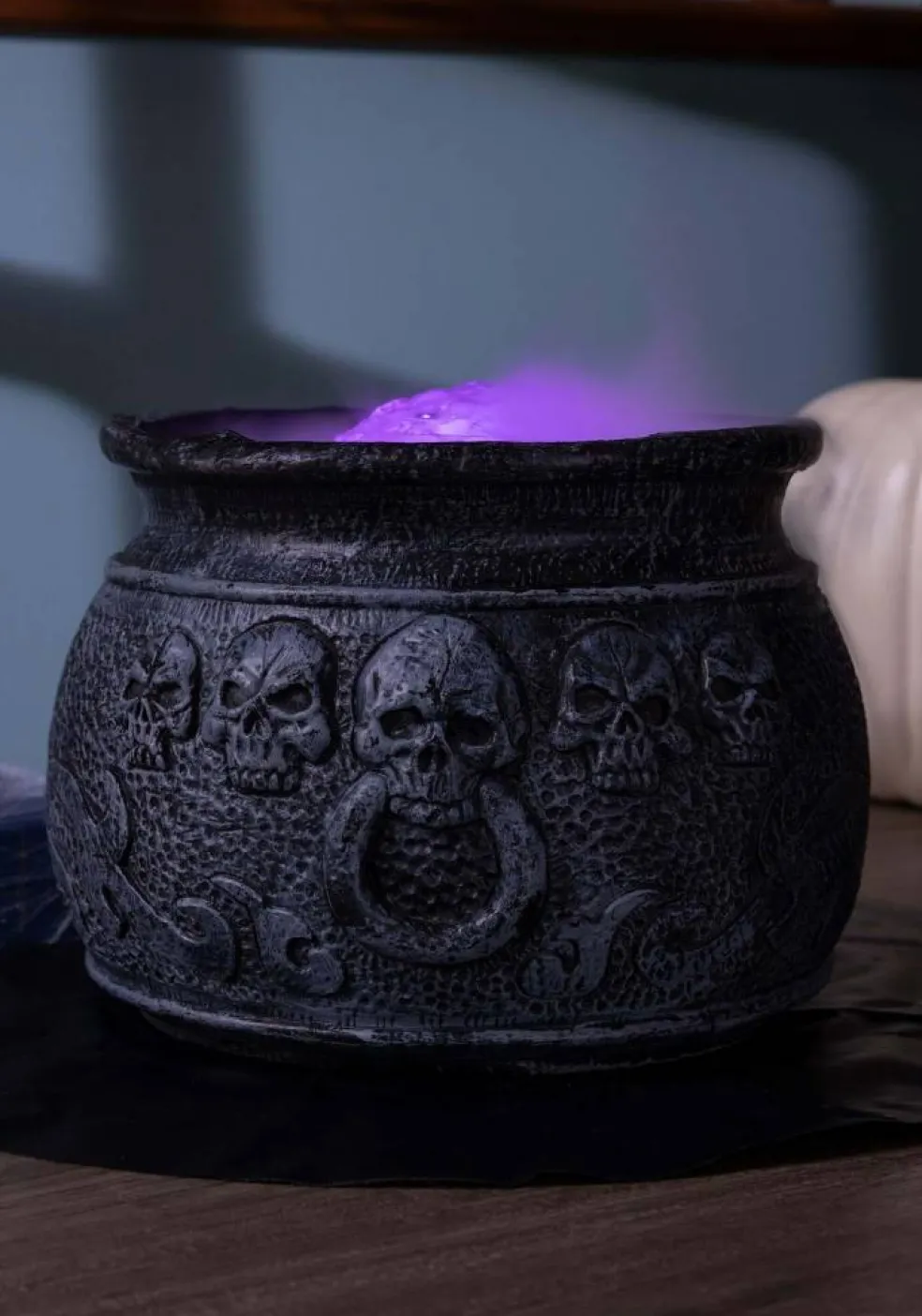 7" Misting Cauldron Decoration
