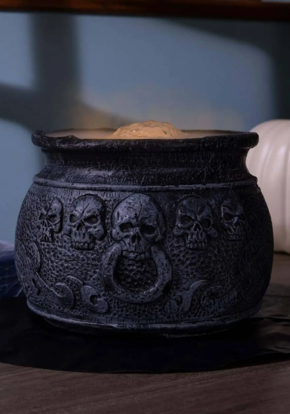 7" Misting Cauldron Decoration