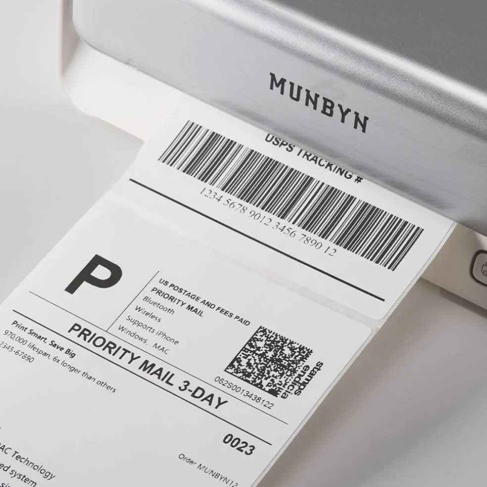 MUNBYN® 4" x 6" Thermal Direct Shipping Label, 500ct.