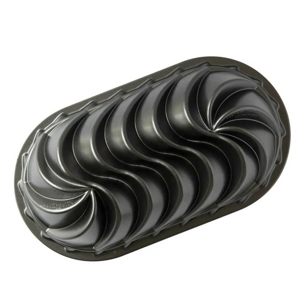 Nordic Ware Cast Aluminum Heritage Loaf Pan