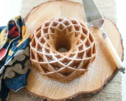 Nordic Ware Cast Aluminum Jubilee Bundt Pan, Gold
