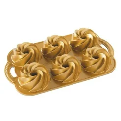 Nordic Ware Heritage Bundt Cake Pan