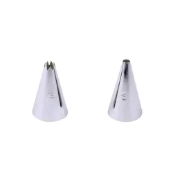 No. 5 Round & No. 18 Star Tip Set by Celebrate It™