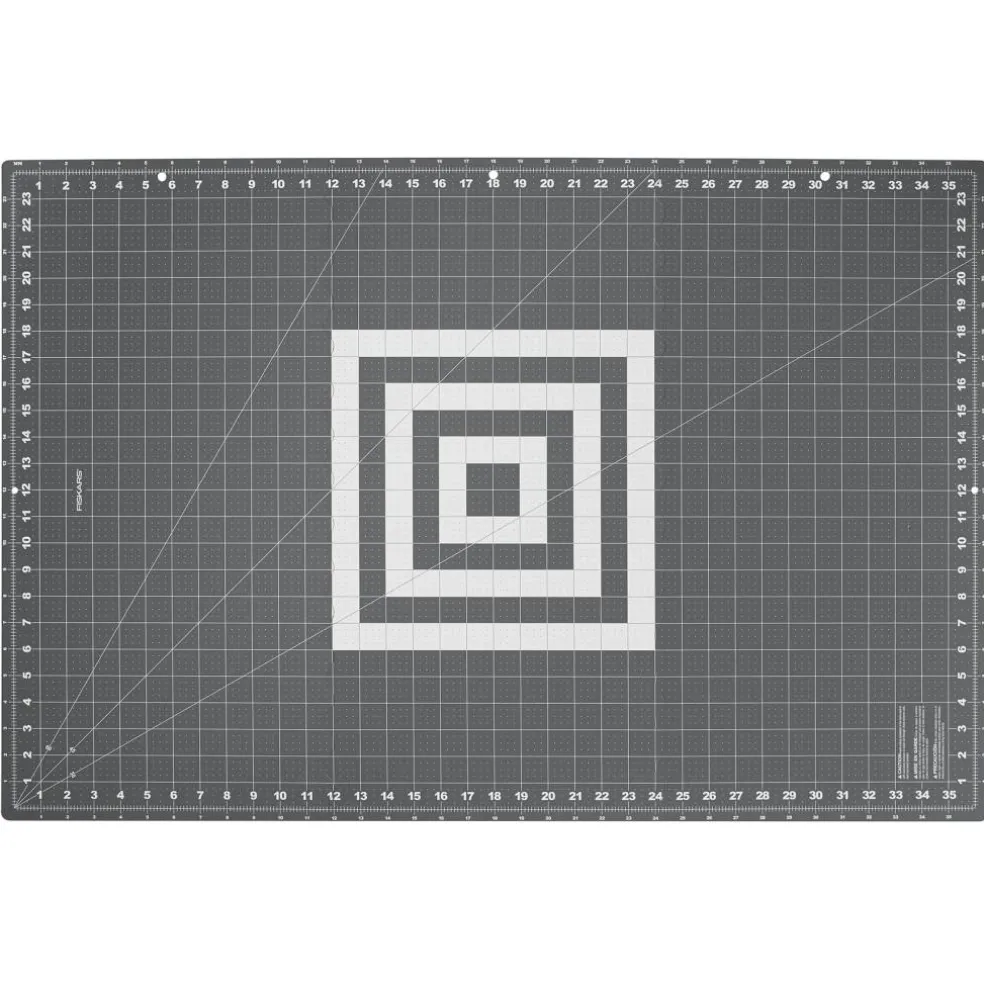 6 Pack: Fiskars® Folding Cutting Mat, 24" x 36"