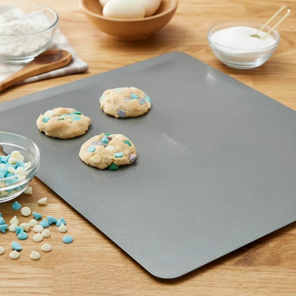 6 Pack: Non-Stick Jumbo Cookie Sheet by Celebrate It®