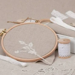 5 Pcs 5 Sizes Beech Wood Embroidery Hoops, Cross Stitch Hoop Wooden Circle for Embroidery, Cross Stitch, Needlework, Art Craft Sewing and Hanging, Wedding Wreath Decoration