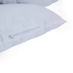 Poly-Fil® Basic™ 20" x 20" Pillow Insert