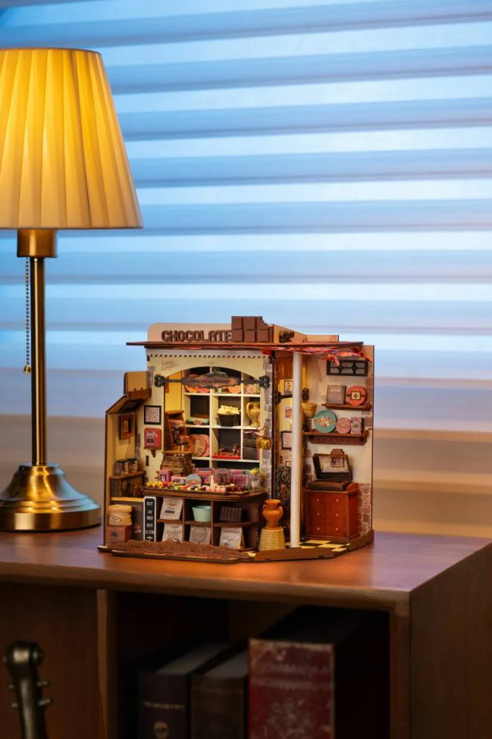 Rolife® Henry's Chocolate DIY Miniature House Kit