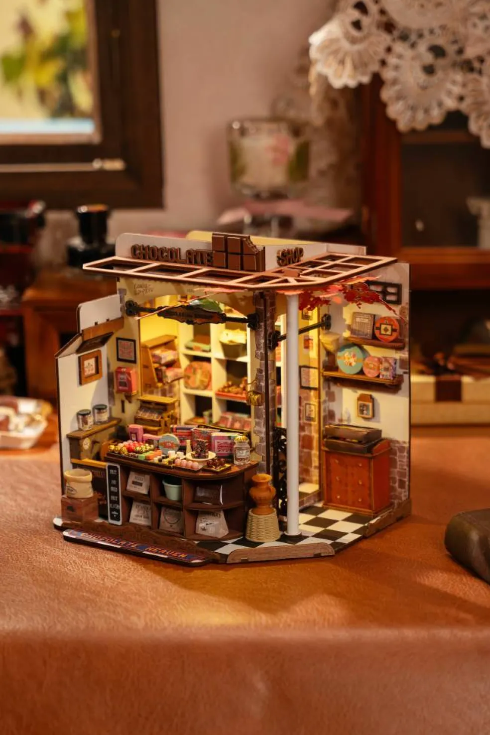 Rolife® Henry's Chocolate DIY Miniature House Kit