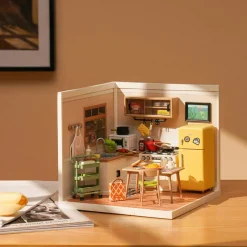 Rolife® Super Creator Happy Meals Kitchen DIY Miniature Kit