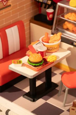 Rolife® Super Creator Yum Yum Burgers DIY Miniature Kit
