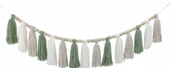 Sage Green Tassel Garland – Boho Farmhouse Yarn Fringe Wall Hanging(Green)