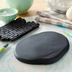 Satin Ice⢠Black Vanilla Fondant, 5lb.