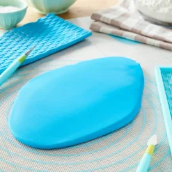 Satin Ice™ Professional's Choice Fondant, 2lb.