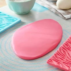 Satin Ice™ Professional's Choice Fondant, 2lb.