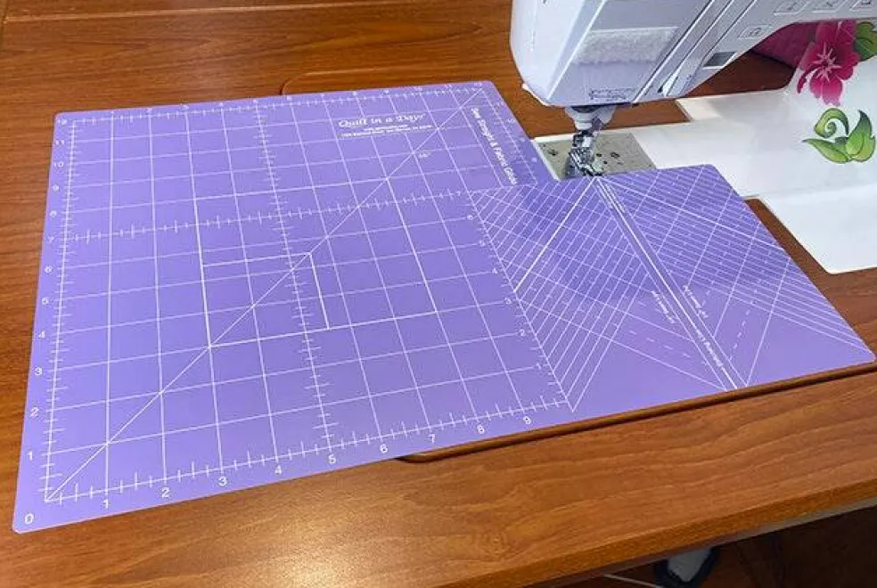Sew Straight & Fabric Glide