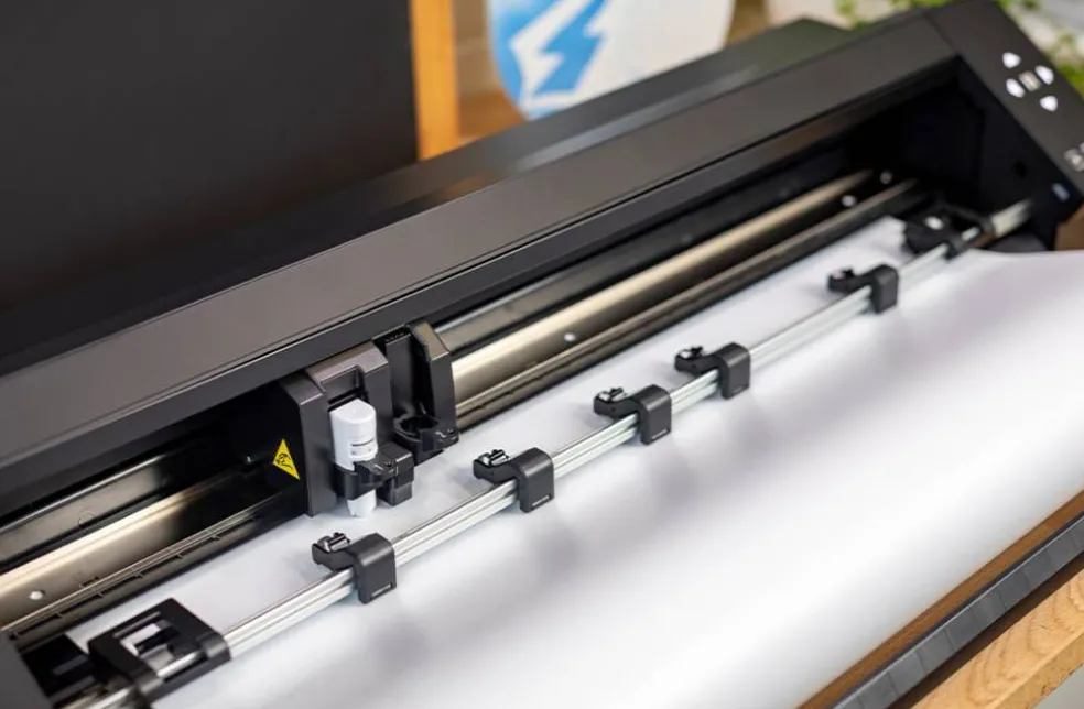 Silhouette CAMEO PRO MK-II