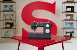 SINGER® Heavy Duty 4552™ Sewing Machine