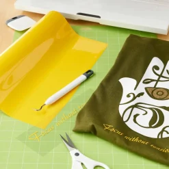 Siser® Easyweed® Heat Transfer Vinyl Mega Roll