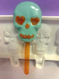 Skull Cakesicle Mold – Halloween Silicone Popsicle & Chocolate Mold