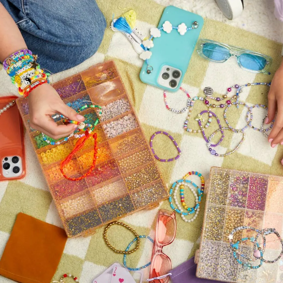 STMT™ True2U™ D.I.Y. Rainbow Bead Case