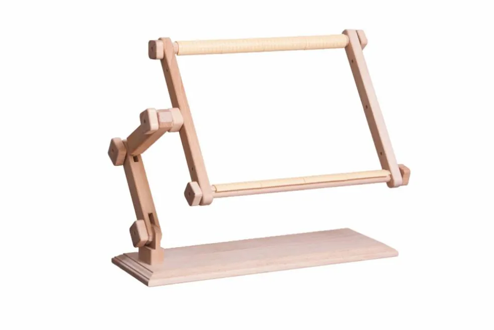 Table-type wooden embroidery stand Penguin 30—40 cm CSPI3040