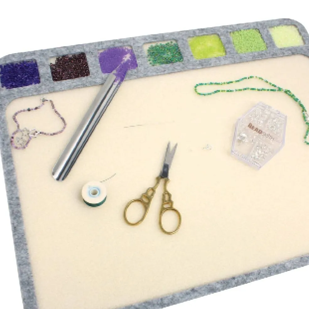 The Beadsmith Treasure Mat