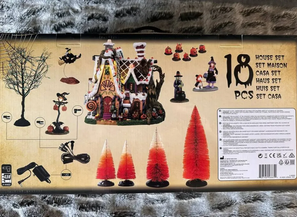 The Candy Witch Cottage House Set - Lemax Spooky Town