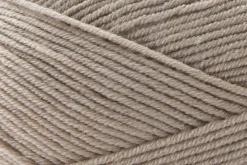 Universal Yarn Uptown Bamboo DK - Bamboo/Acrylic - 38 Colors