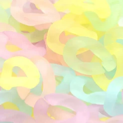 Wavy Frosted Plastic Chain Links by Creatology™