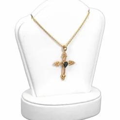 2 White Leather Pendant Necklace Displays Jewelry Case