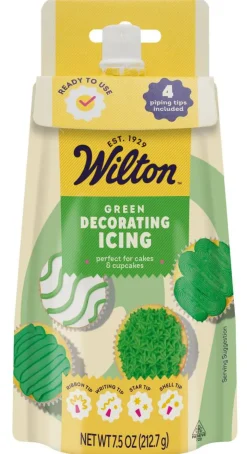 Wilton® Decorating Icing Pouch with 4 Tips