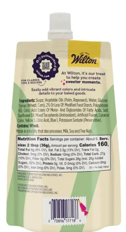 Wilton® Decorating Icing Pouch with 4 Tips
