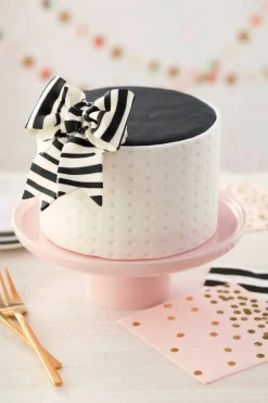 Wilton® Decorator Preferred™ 24oz. White Vanilla Fondant