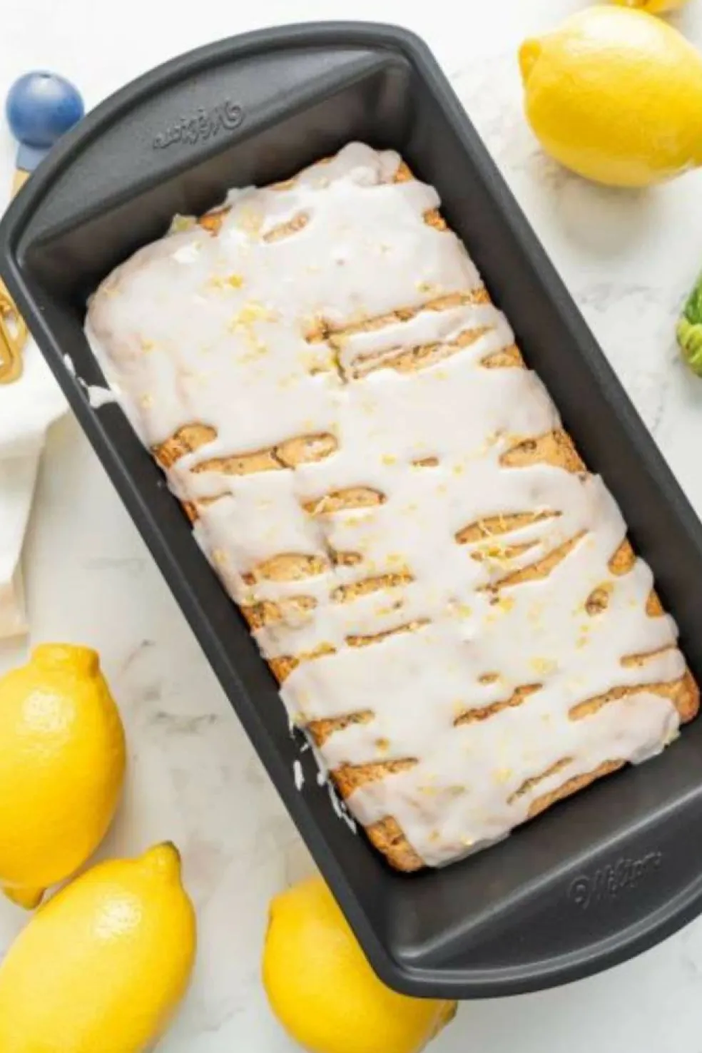 Wilton® Gold Non-Stick Large Loaf Pan