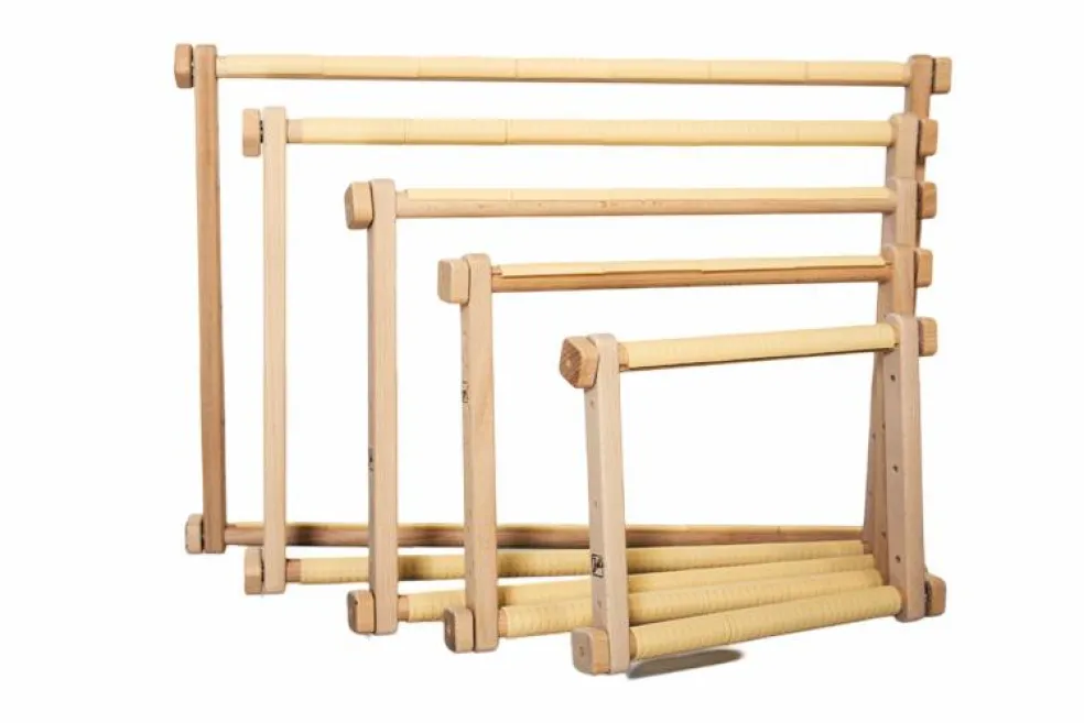Wooden tapestry embroidery frame with clips 16*22in CSFR4056