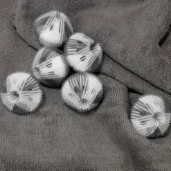 Woolite® Jumbo Lint & Hair Removing Wash Balls, 6ct.