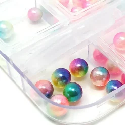 Wrapables Dazzling Nail Art Rhinestones Nail Manicure with Plastic Case