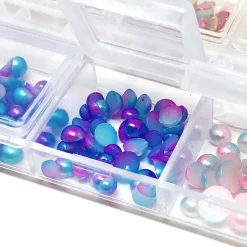 Wrapables Dazzling Nail Art Rhinestones Nail Manicure with Plastic Case