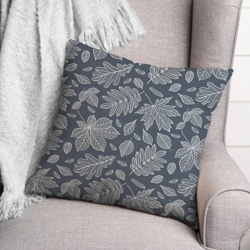 18" x 18" Leaf Mixture Indoor/Outdoor Throw Pillow