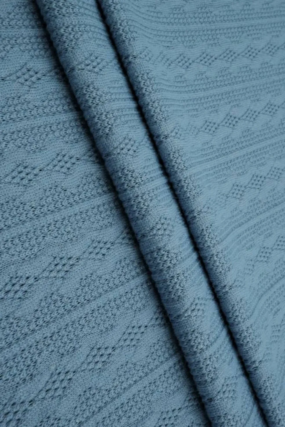 1 Yard Cable Knit Jacquard Sweater Fabric Heavyweight Stretch Knit 58/60" Wide