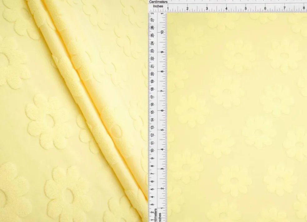 1 Yard Daisy Floral Jacquard Knit Fabric for Apparel 58/60" Wide