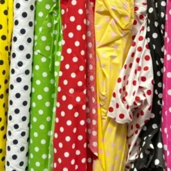 1 Yard Polka Dot Print Poly Cotton Fabric 58 Inches Wide Apparel