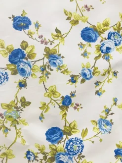 1 Yard Royal White Rose Print Poly Cotton Fabric 59/60 Inch Width