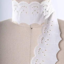 2 Yards Ivory Cotton Eyelet Lace Trim Scalloped Edge with Smiley Pattern